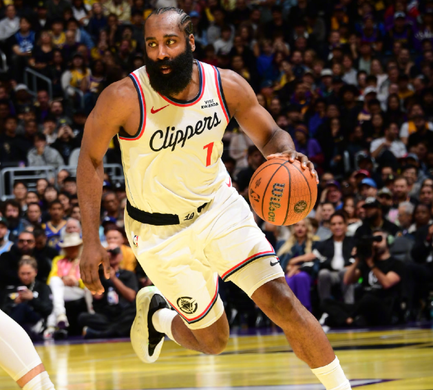 开云体育官方网页-小卡缺阵科林斯空砍23分,哈登24+5+6+6失误,公牛终结快船6连胜